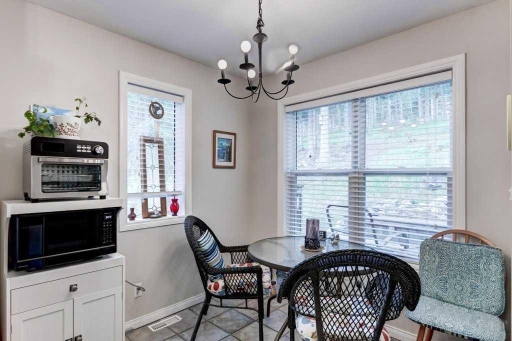 8-125 Cave Avenue, Banff, AB