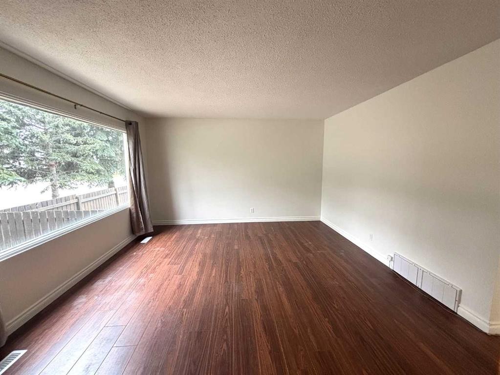 45A Kallbom Crescent, Whitecourt, AB - Indoor Photo Showing Other Room