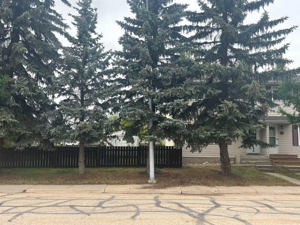 45A Kallbom Crescent, Whitecourt, AB - Outdoor