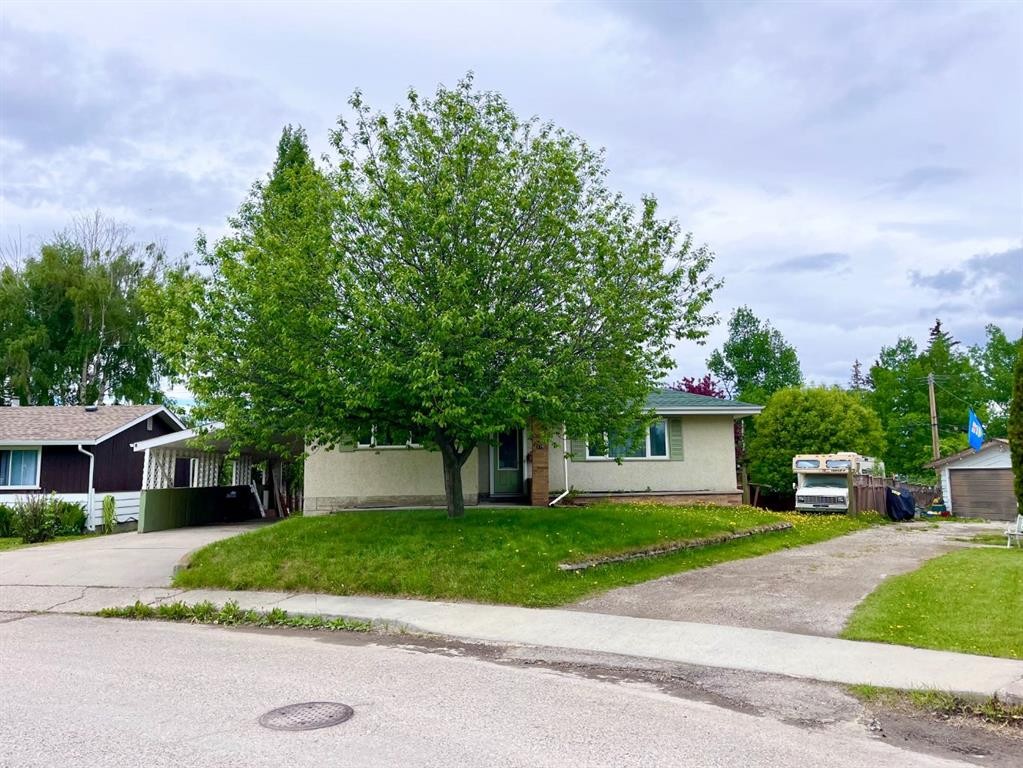 115 Poboktan Road, Hinton, AB