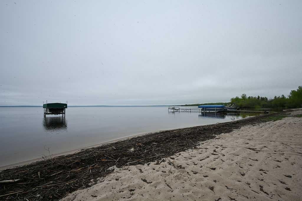 2740 5Th Street Calling Lake Drive, Calling Lake, AB