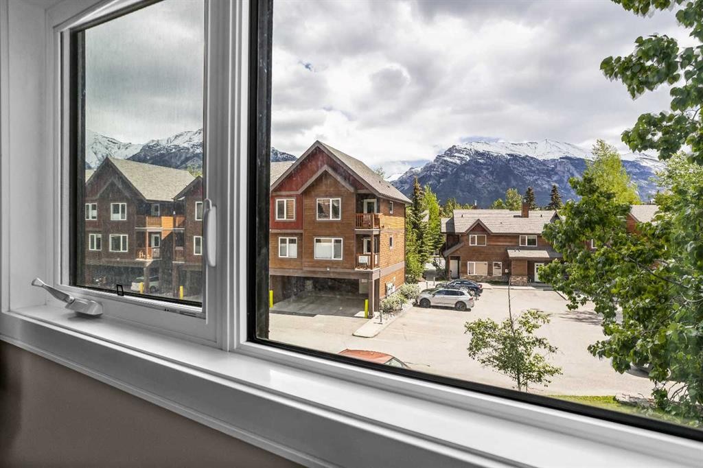 102-200 Three Sisters Drive, Canmore, AB