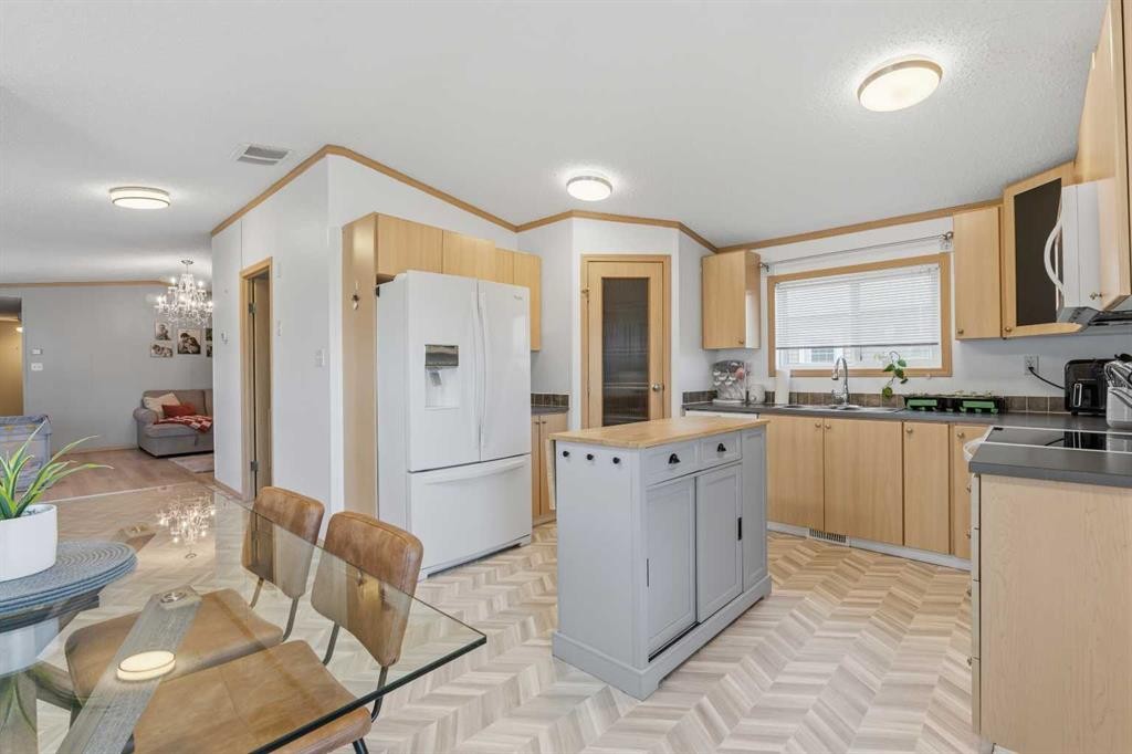 39 Keystone Crossing, Whitecourt, AB