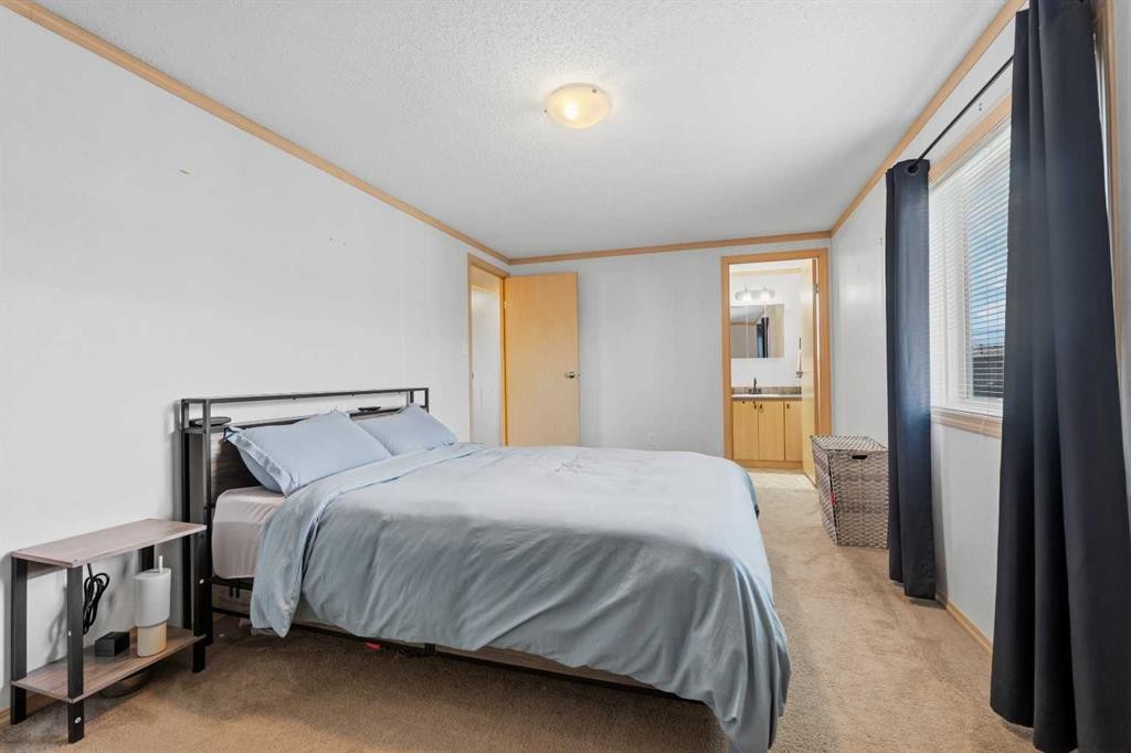 39 Keystone Crossing, Whitecourt, AB