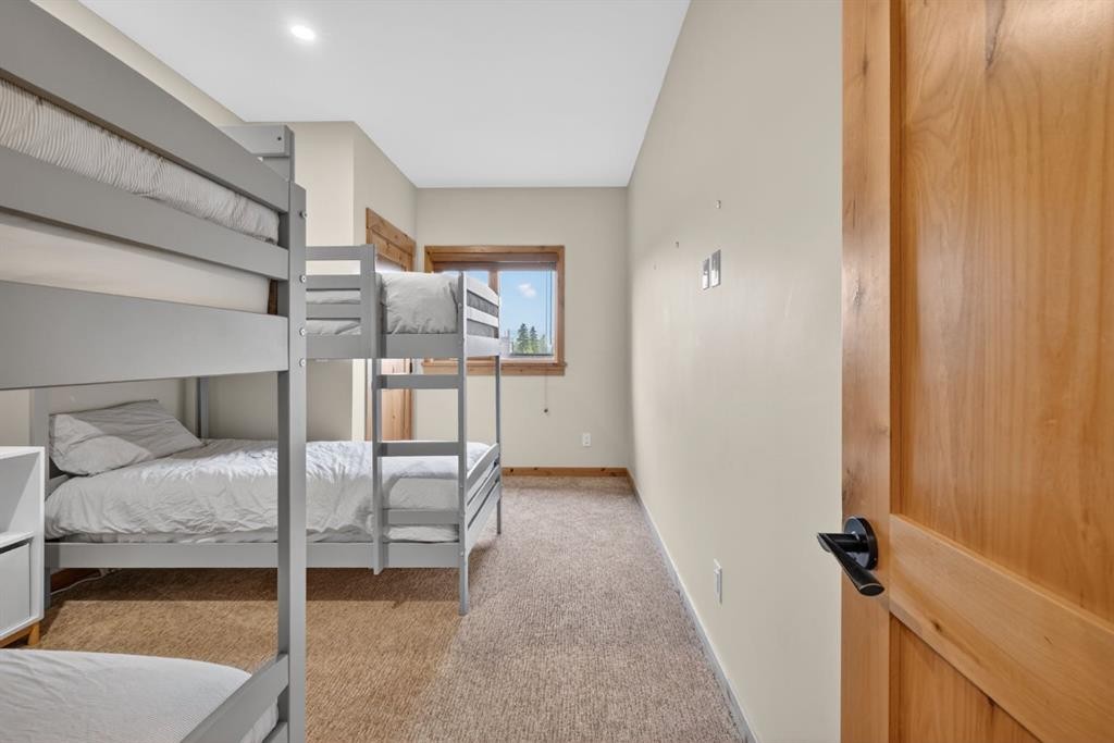 407-707 Spring Creek Drive, Canmore, AB