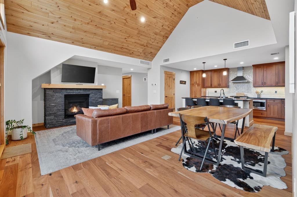 407-707 Spring Creek Drive, Canmore, AB
