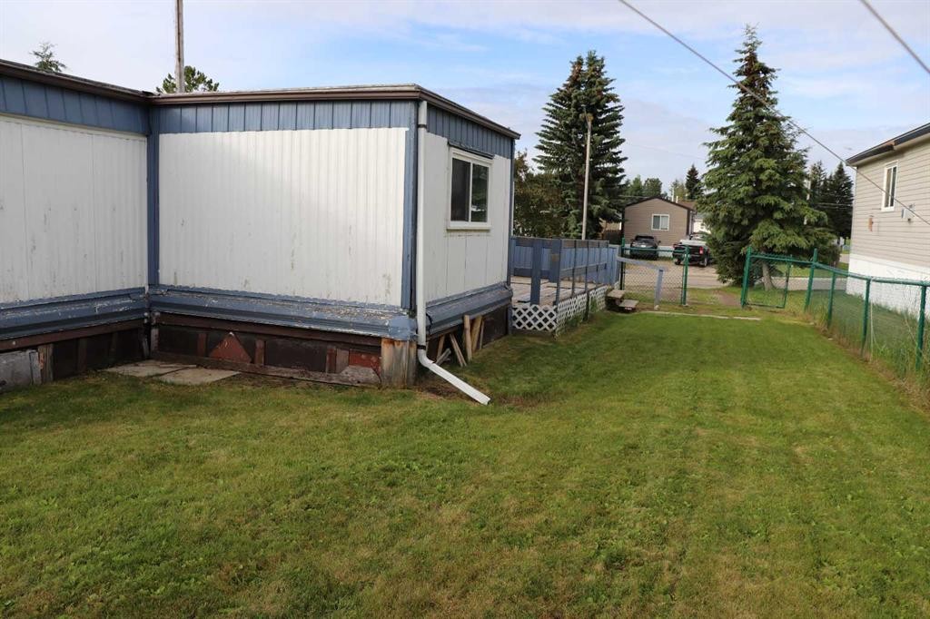 809 52 Street, Edson, AB