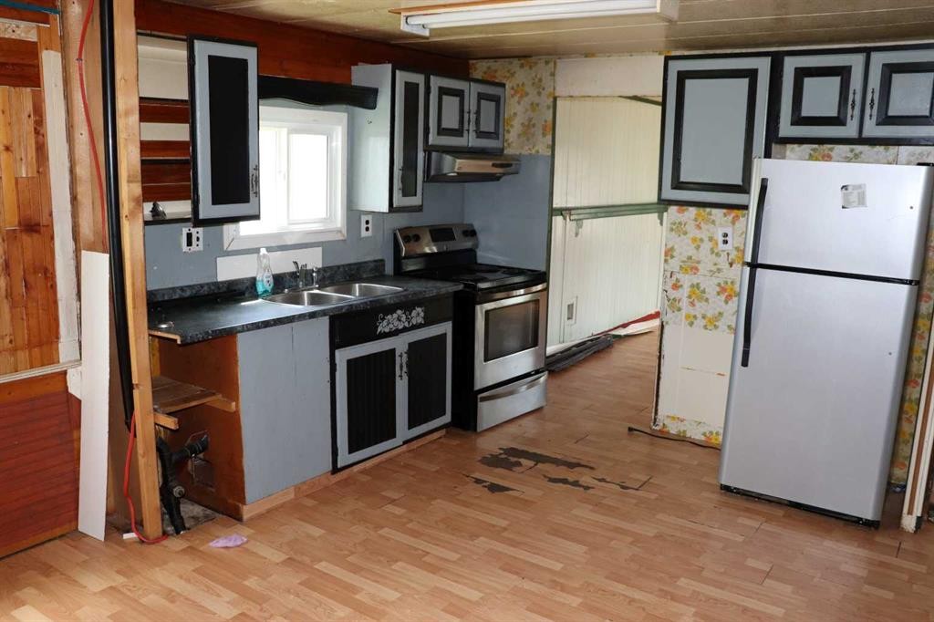 809 52 Street, Edson, AB