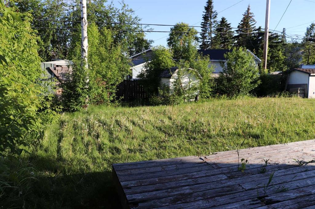 5505 13 Avenue, Edson, AB