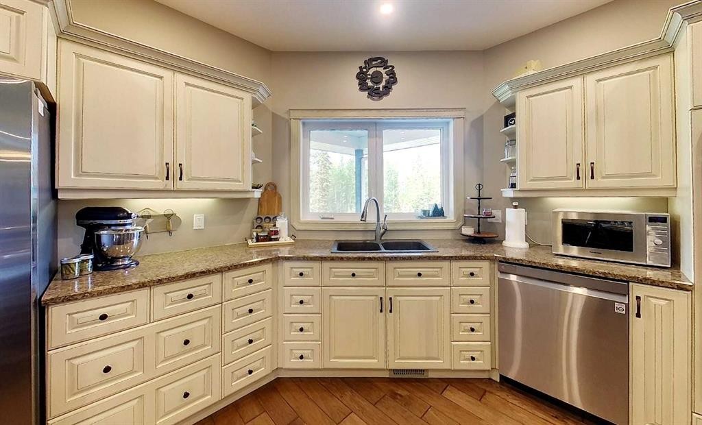 53507 Range Road 172, Edson, AB