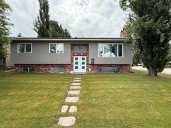 481 Mountain Street Hinton, AB T7V 1J9