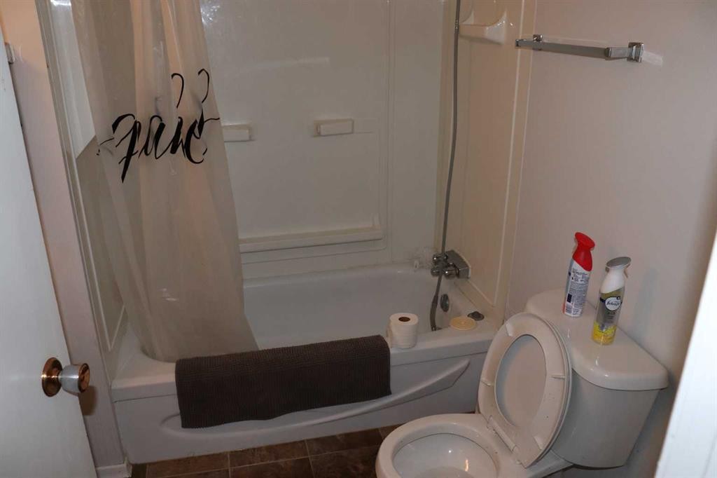 5706 West Haven Drive, Edson, AB