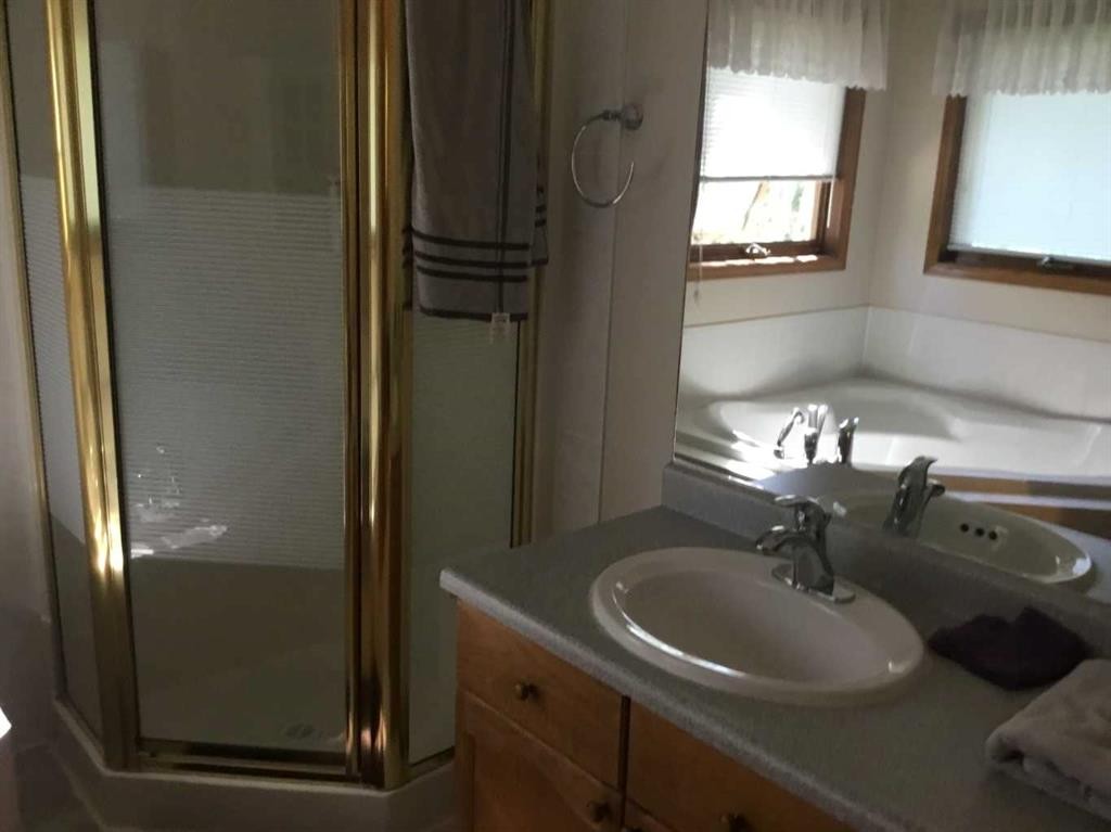32 1 Avenue Sw, Faust, AB