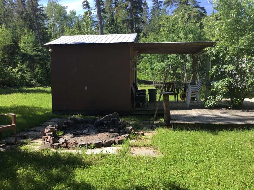 32 1 Avenue Sw, Faust, AB