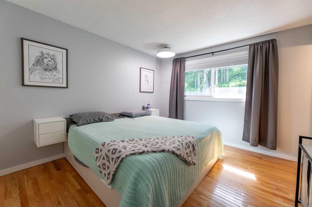 153 Alder Drive, Hinton, AB