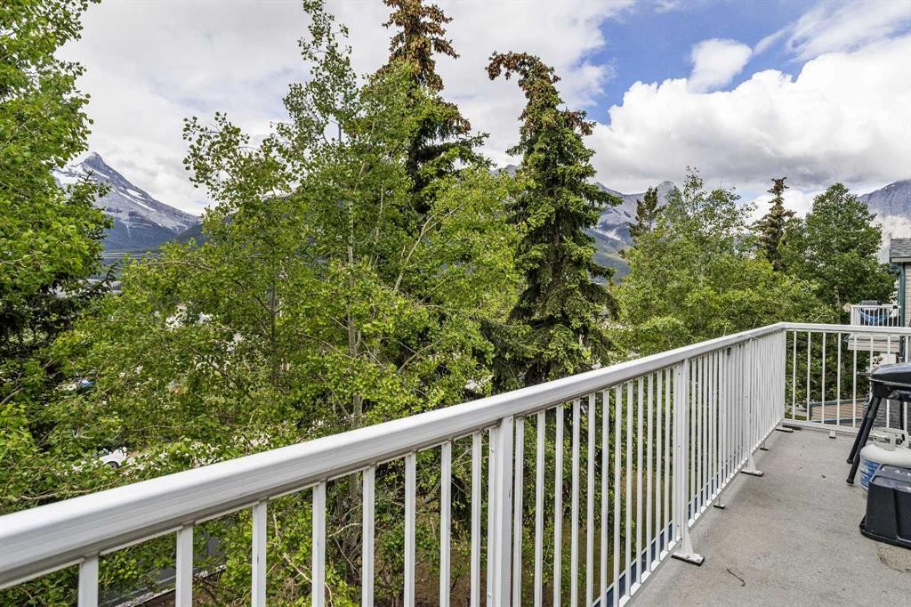 9-200 Glacier Drive, Canmore, AB