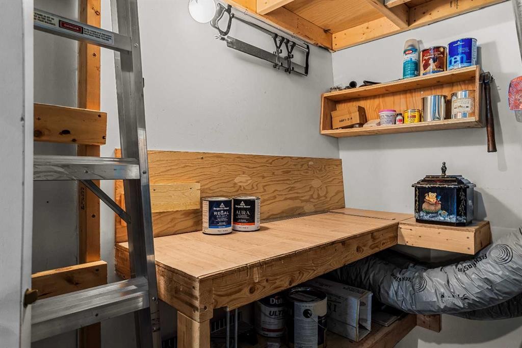 9-200 Glacier Drive, Canmore, AB - Indoor