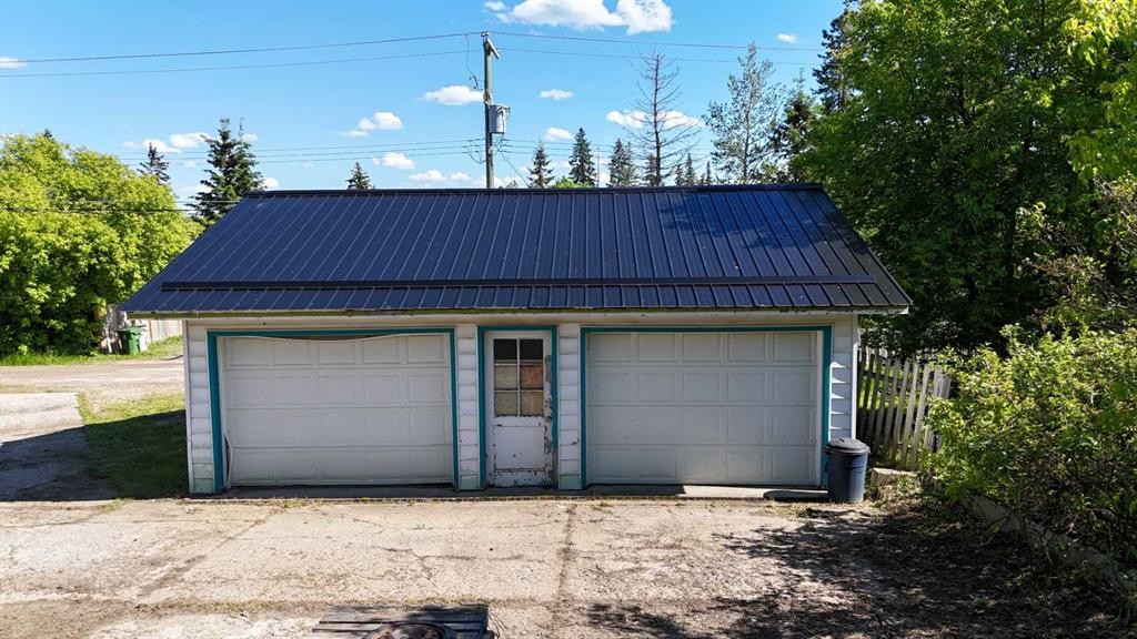 4711 5 Avenue, Edson, AB
