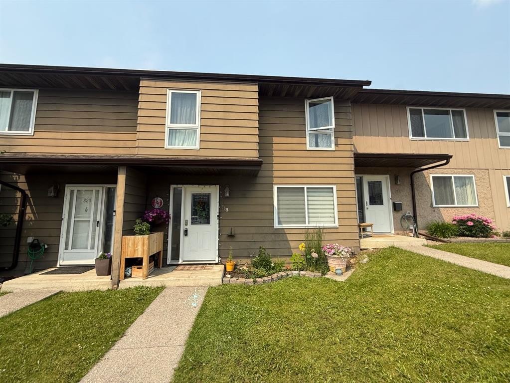 318-457 Collinge Road, Hinton, AB - Outdoor With Facade