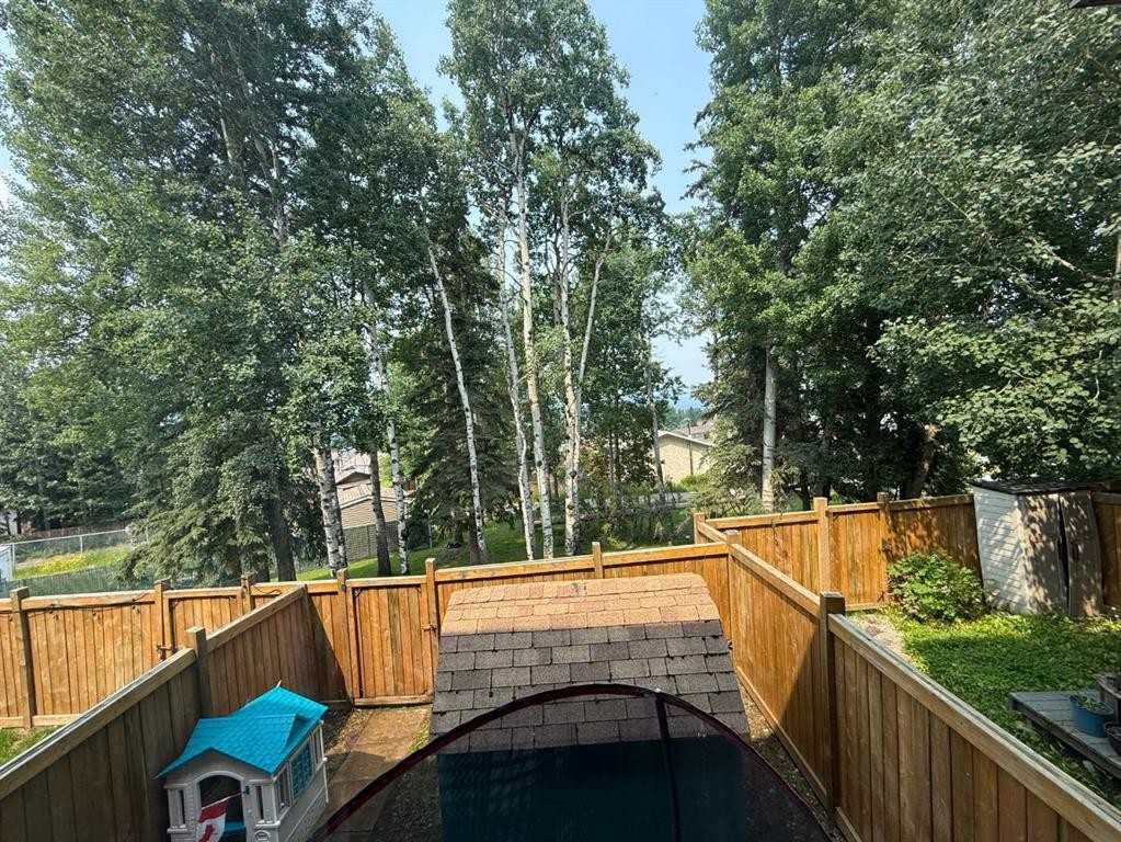 318-457 Collinge Road, Hinton, AB - Outdoor