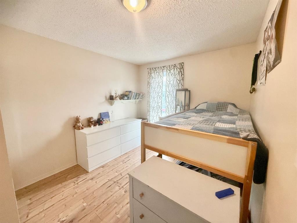 318-457 Collinge Road, Hinton, AB - Indoor Photo Showing Other Room