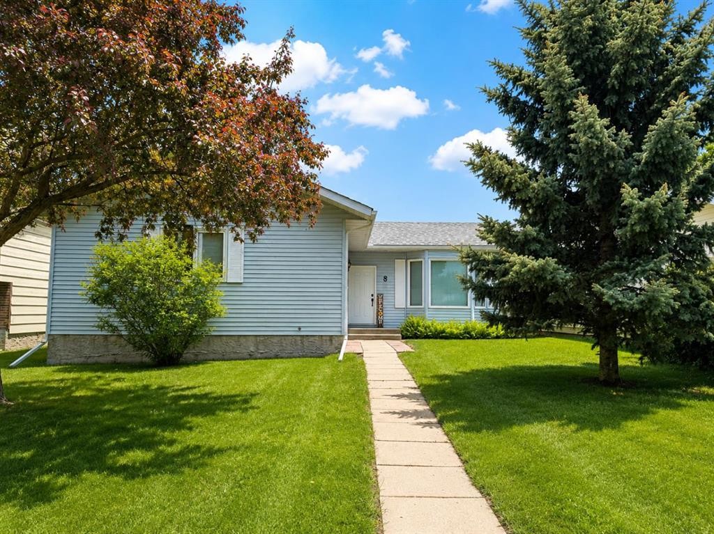 8 Harolds Hollow, Whitecourt, AB - Outdoor