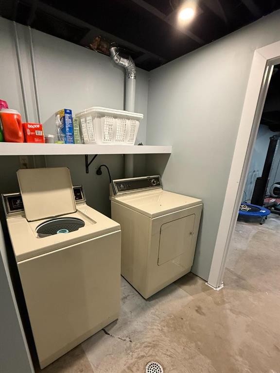 8 Harolds Hollow, Whitecourt, AB - Indoor Photo Showing Laundry Room