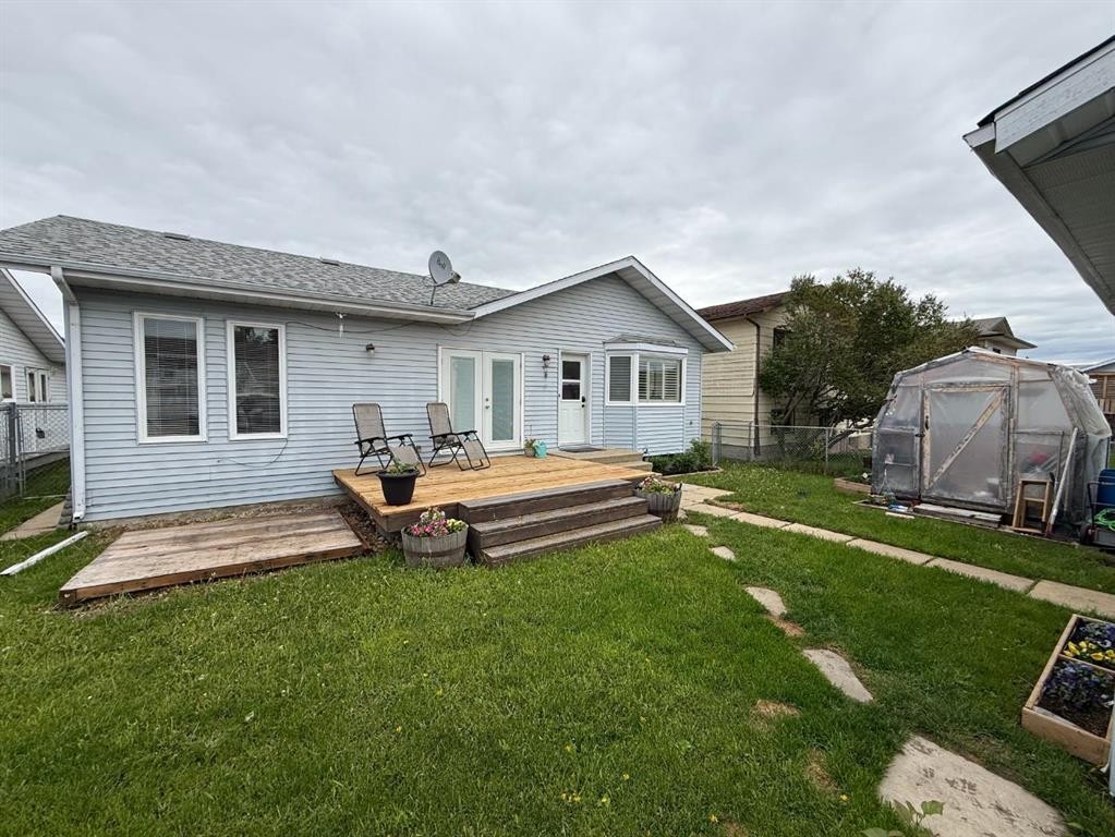 8 Harolds Hollow, Whitecourt, AB - Outdoor With Deck Patio Veranda With Exterior