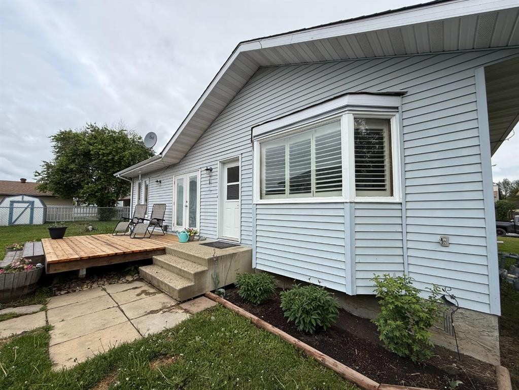 8 Harolds Hollow, Whitecourt, AB - Outdoor With Deck Patio Veranda