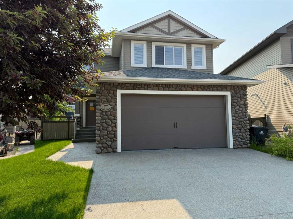105 Wolf Willow Cove, Hinton, AB