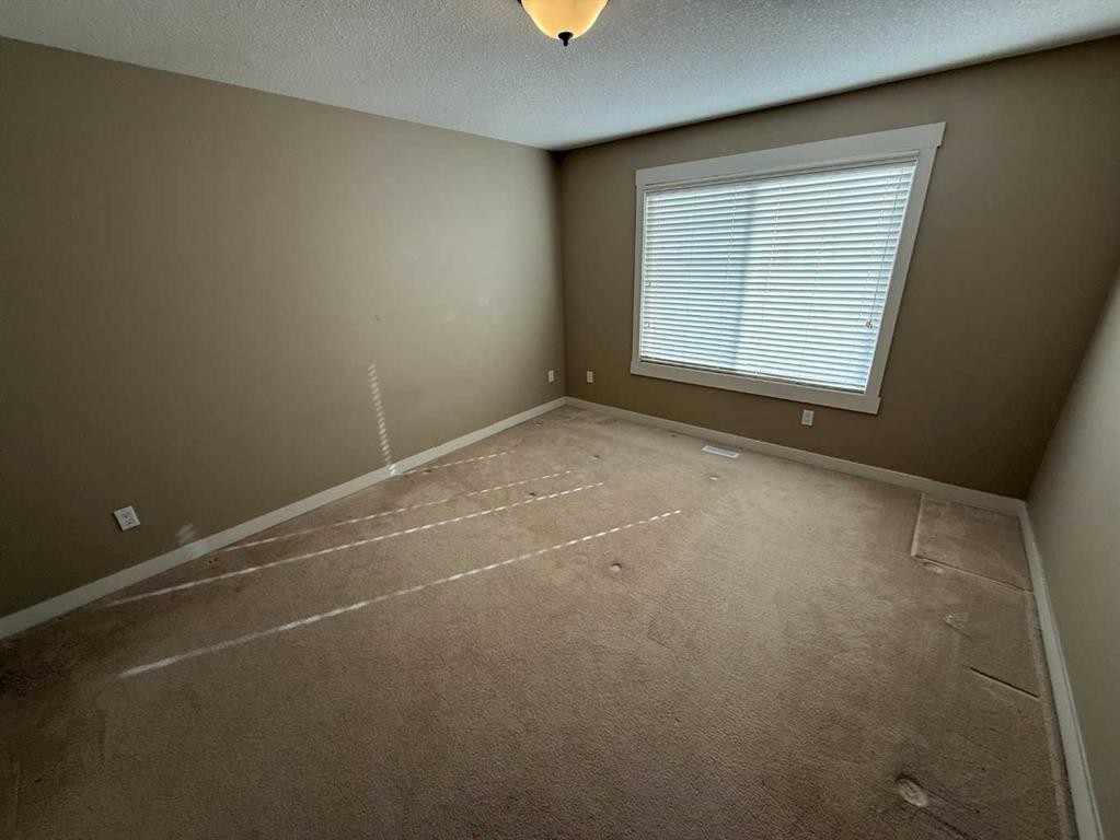 105 Wolf Willow Cove, Hinton, AB
