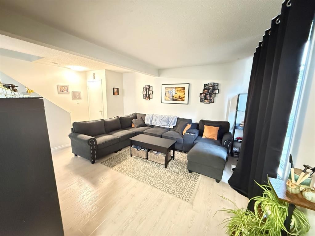 21-110 Tamarack Avenue, Hinton, AB