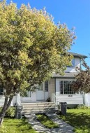 3658 55 Avenue Whitecourt, AB T7S 1T1