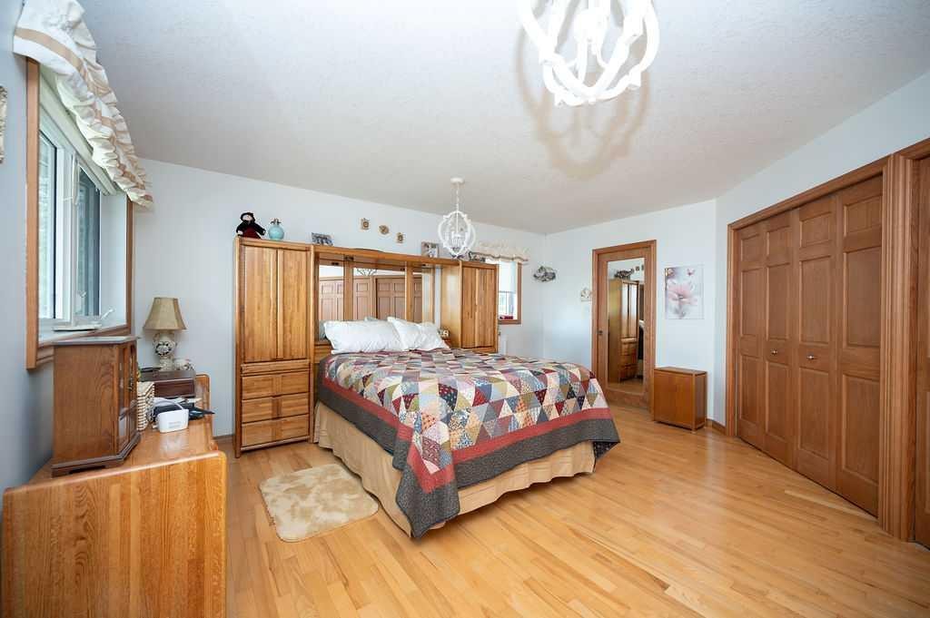 412 Willow Drive, Sunset Beach, AB