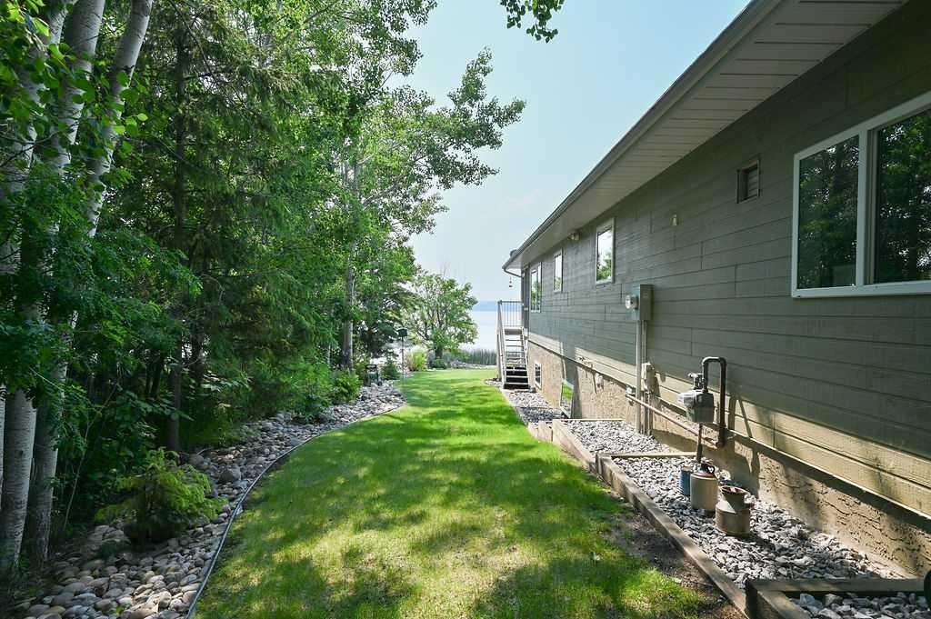412 Willow Drive, Sunset Beach, AB