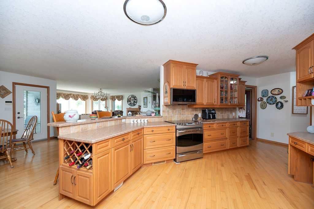 412 Willow Drive, Sunset Beach, AB