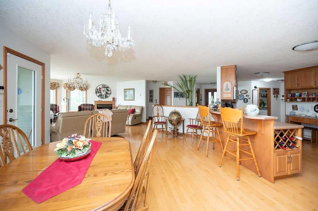 412 Willow Drive, Sunset Beach, AB
