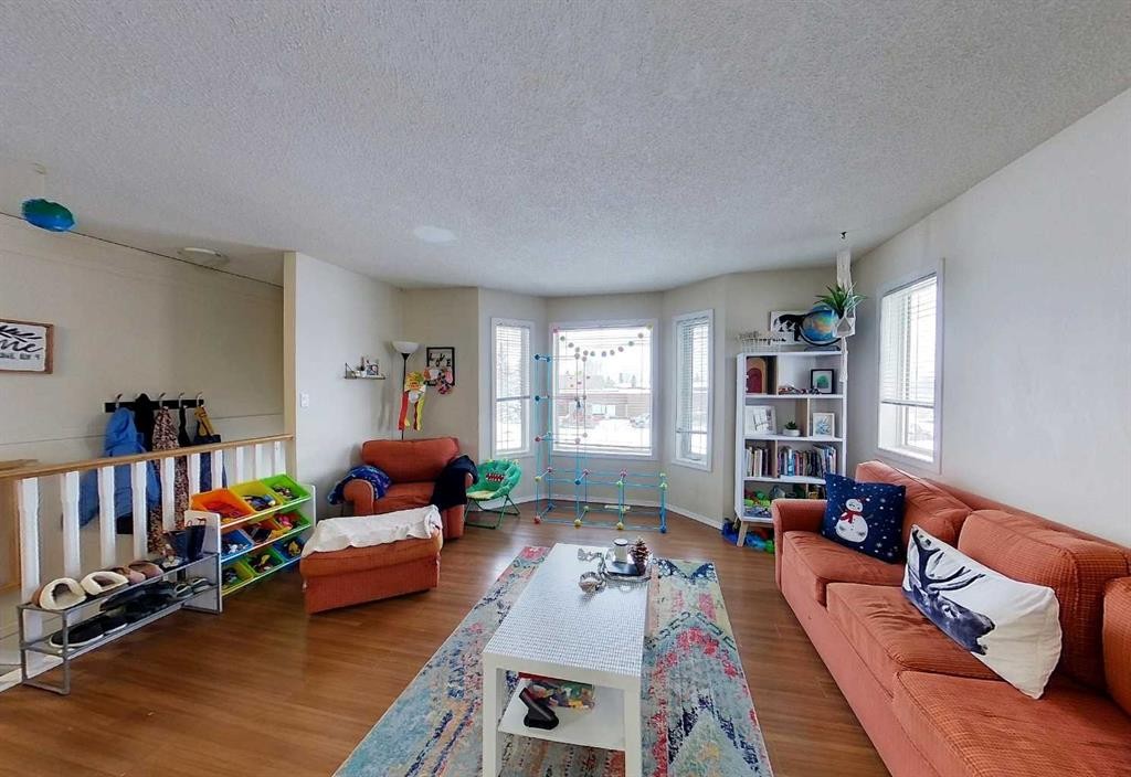 5802-12 Avenue, Edson, AB