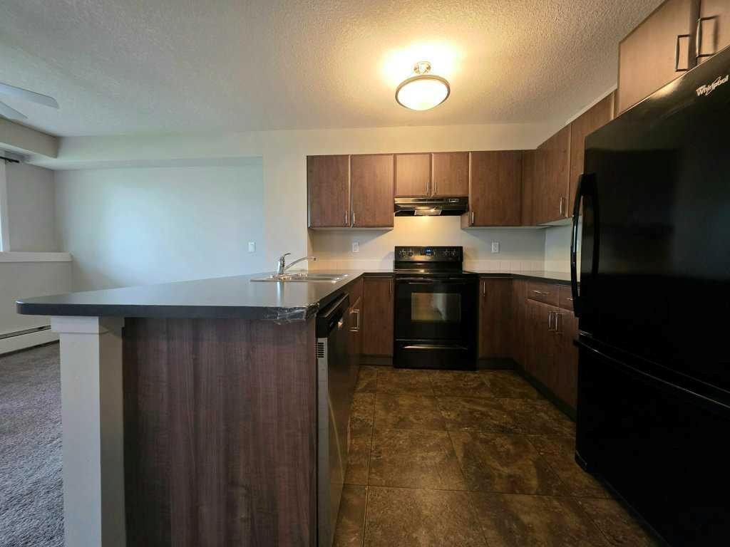 102-709 6 Ave Se, Slave Lake, AB