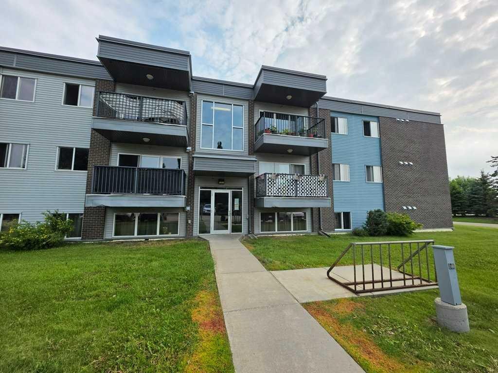 102-709 6 Ave Se, Slave Lake, AB