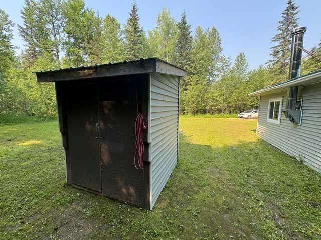 1856 Highway 813, Calling Lake, AB