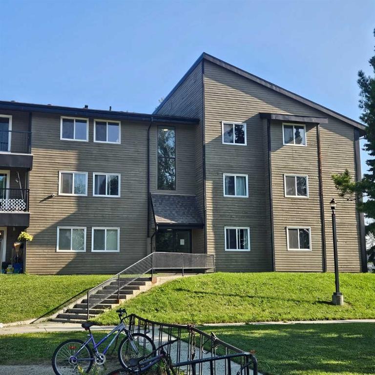 316A-5611 10 Avenue, Edson, AB