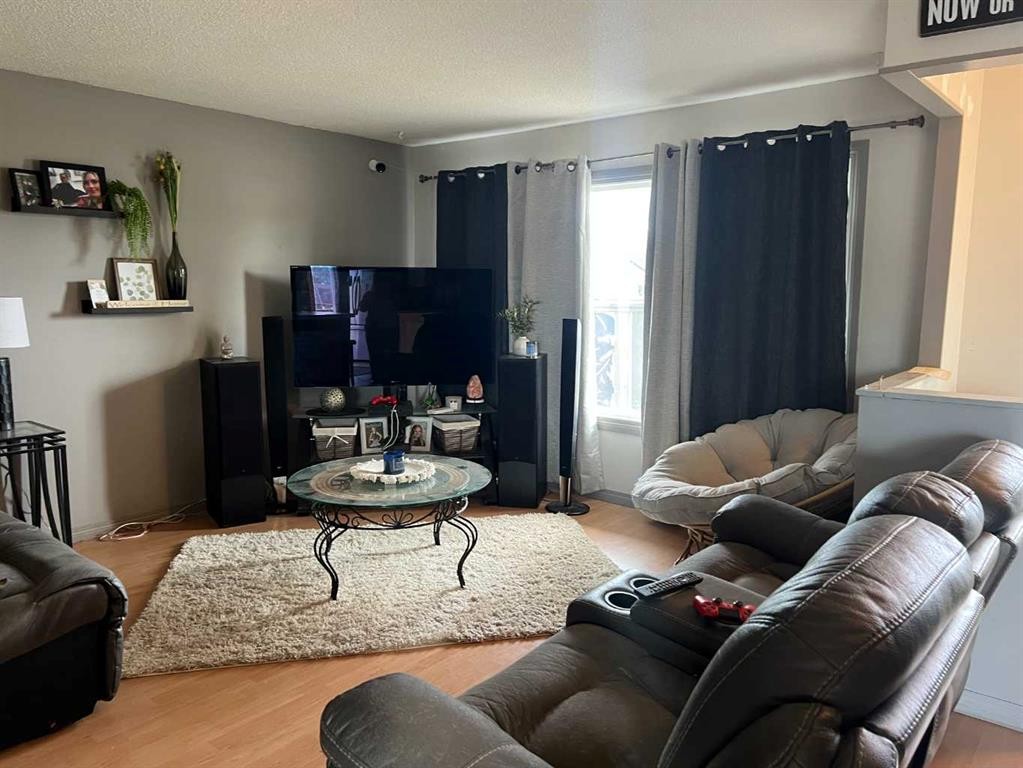 505 5 Avenue, Fox Creek, AB