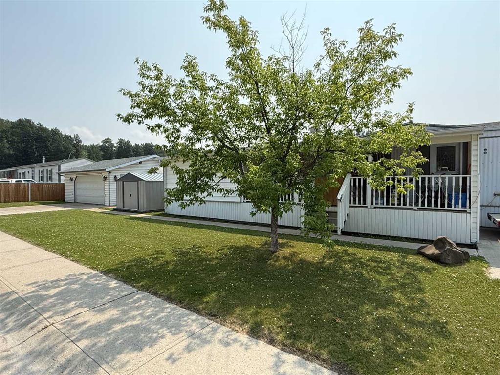 101 Litke Cove, Hinton, AB - Outdoor