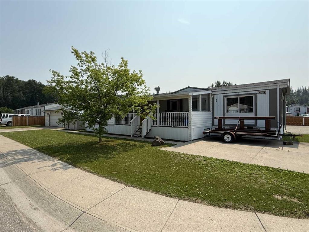 101 Litke Cove, Hinton, AB - Outdoor