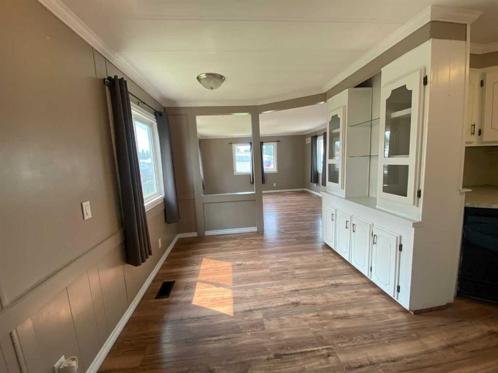 70-810 56 Street, Edson, AB
