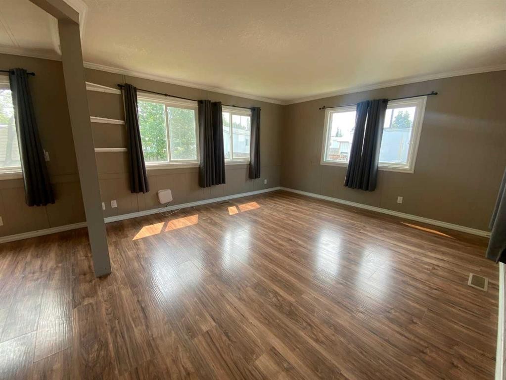 70-810 56 Street, Edson, AB