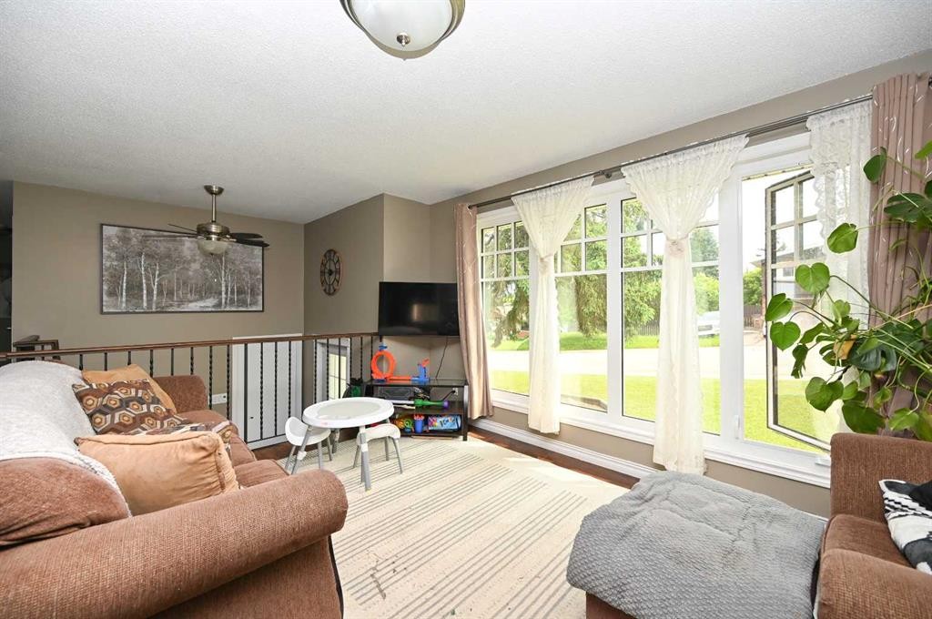 5005 44 Avenue, Athabasca, AB