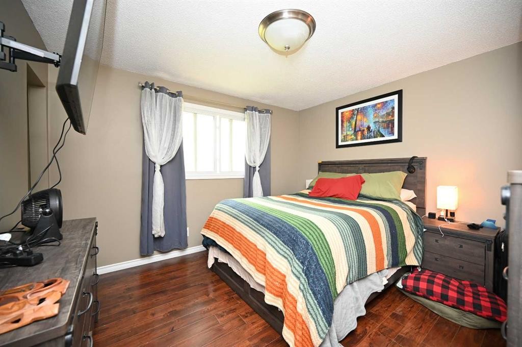 5005 44 Avenue, Athabasca, AB