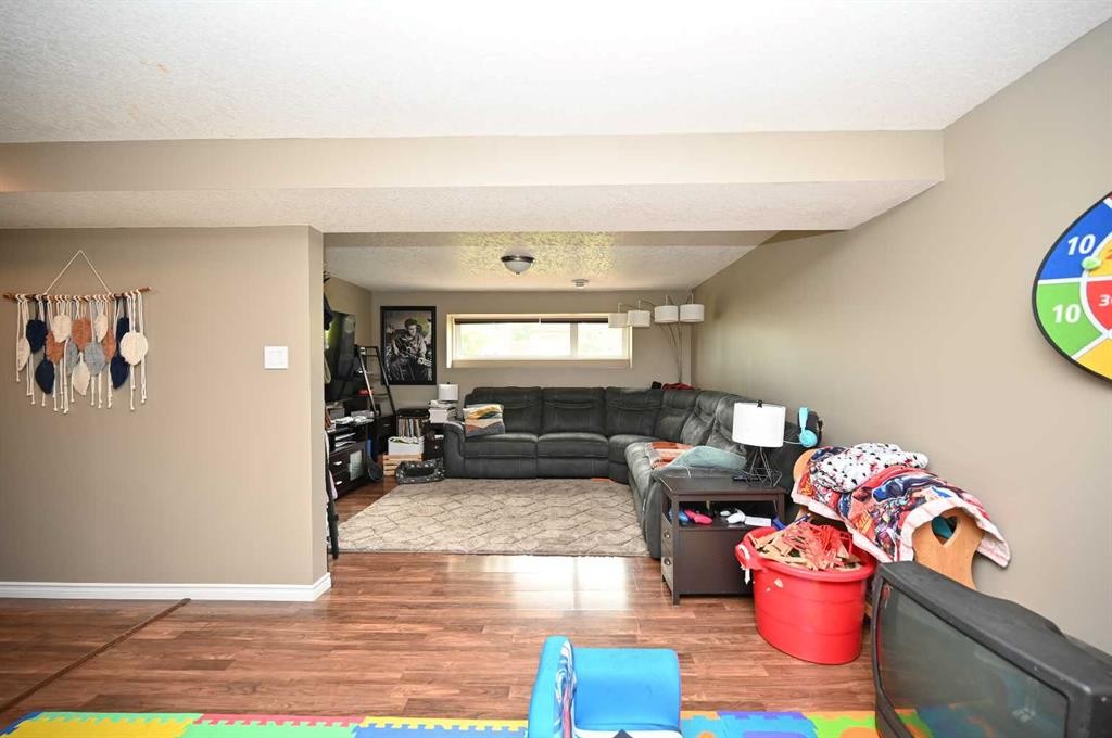 5005 44 Avenue, Athabasca, AB